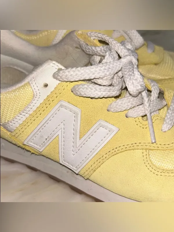 New Balance 574 Fall Suede Sneakers in Lemon Haze Sz 9.5 Grunge Indie Sleaze - Image 4