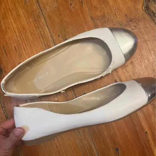 Nine West NWFAUNCE white metallic toe ballet flats size 8M - Image 7