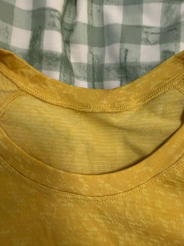 Lululemon Swiftly Tech Short Sleeve - Image 4