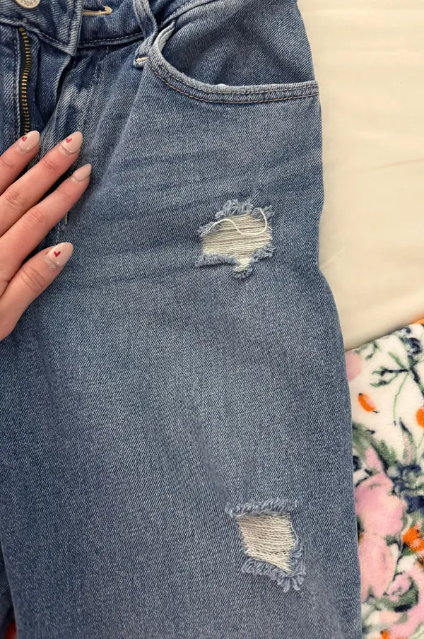 Hollister Jeans - Image 4