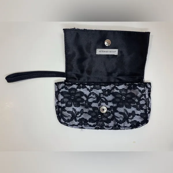 Victoria’s‎ Secret Y2K Floral Lace Wristlet Black and Gray Lace Clutch - Image 3