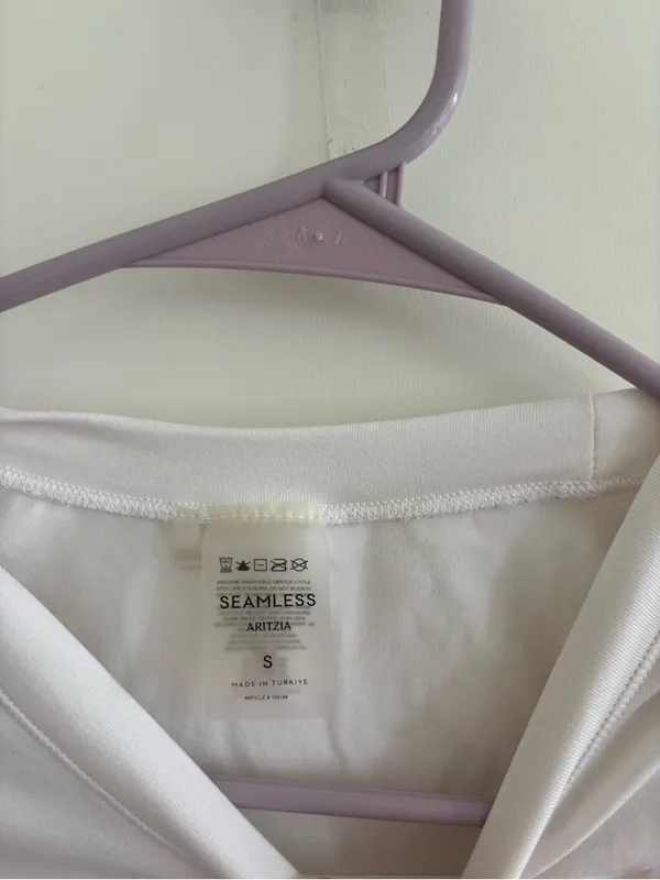 Aritzia Seamless White Top - Image 2