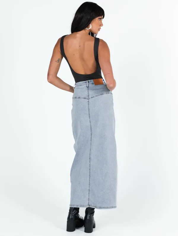 Princess Polly Denim Maxi Skirt Light Wash - Image 4
