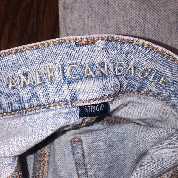 American eagle stove pipe jeans distressed size 8 long - Image 4