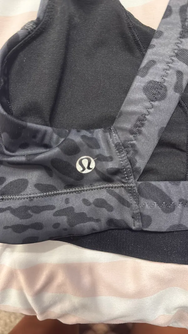 Lululemon sports bra - Image 3