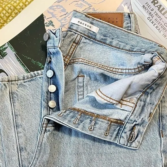 PacSun Light Wash High Rise Straight Button Fly Jeans 27‎ Cotton Casual Academic - Image 3