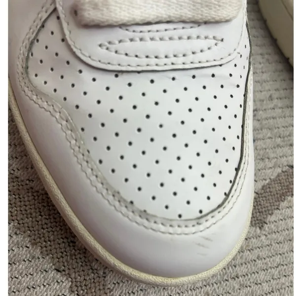 Veja V-10 sneakers all-white leather perforated toes lace.up sneakers, size 10 - Image 12