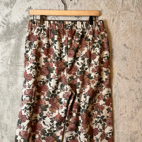 Lovers and Friends Tie Ankle Sweatpant in Red Victorian Floral size Medium‎ - Image 4