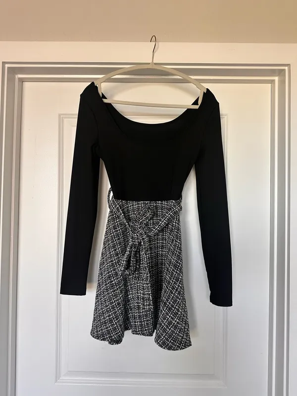 SheIn Long sleeve black mini dress - Image 5