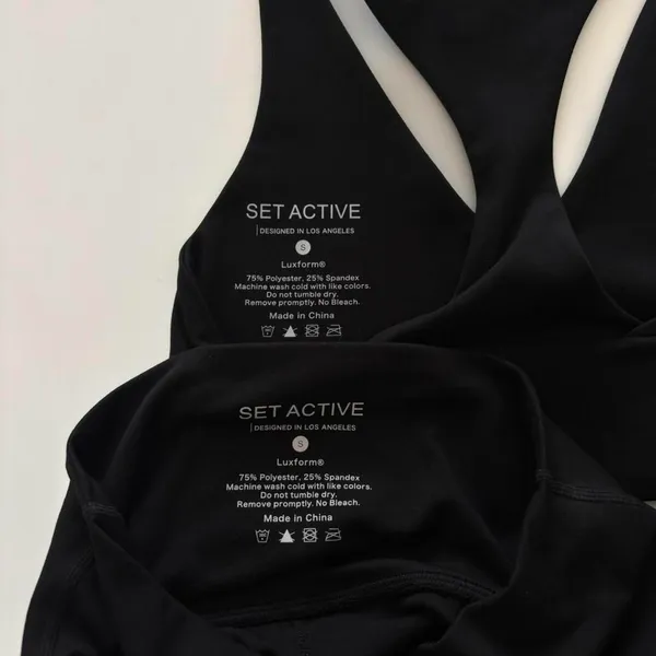 Set Active Black Luxform Two Piece Sports Bra and Legging Set - Image 6