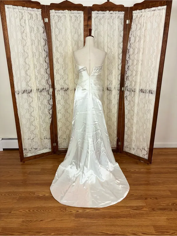 Beautiful David’s Bridal Satin Sheath Wedding Gown - Image 7
