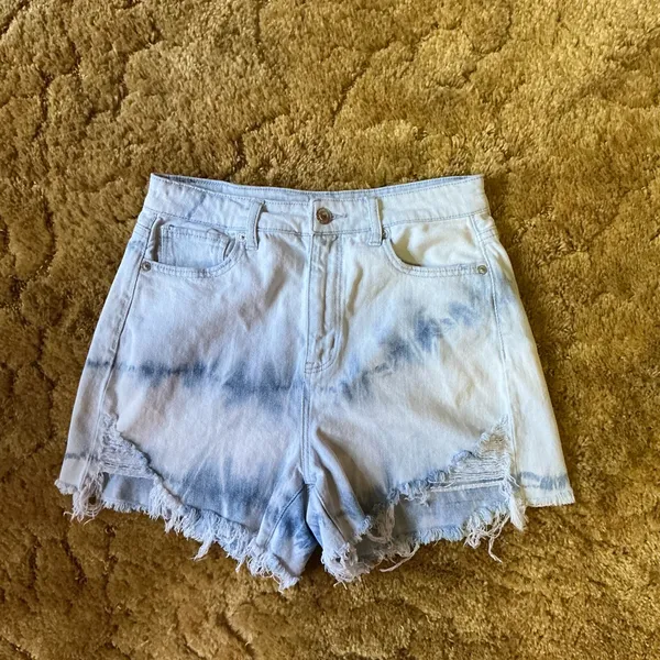 American Eagle Mom Shorts High Rise Bleached Distressed Cut Off Denim Shorts - Image 9