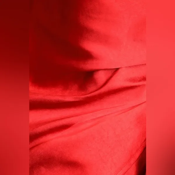 Lulu’s Want You By My Side Red Satin Twist-Back Halter Mini Dress Size Large - Image 5