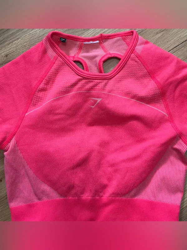 #88 Gymshark Pink Ultra Seamless Crop Top Size S - Image 7