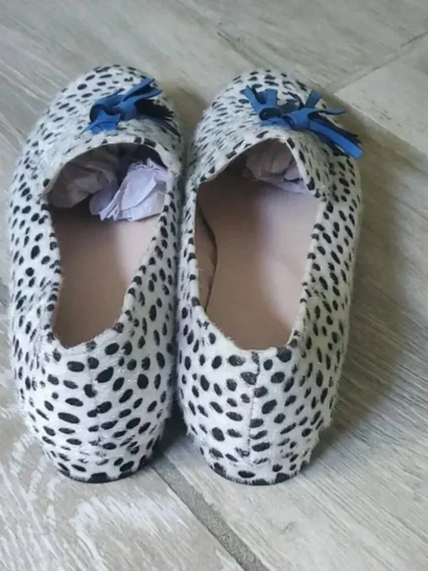 NWOT Dalmatian Print Tassel Loafers Size 40 - Image 6