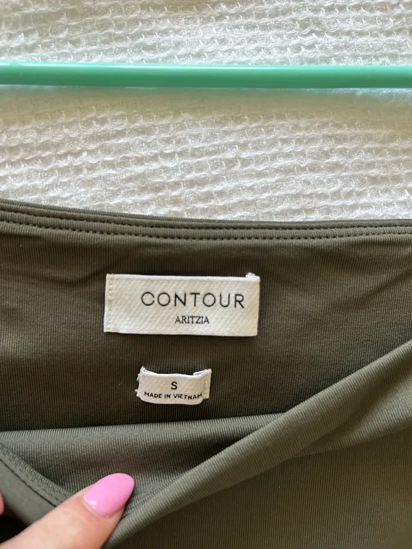 Aritzia Babaton Bodysuit - Image 3
