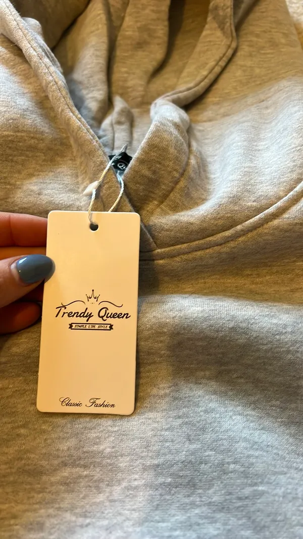 Trendy Queen Amazon Hoodie - Image 3