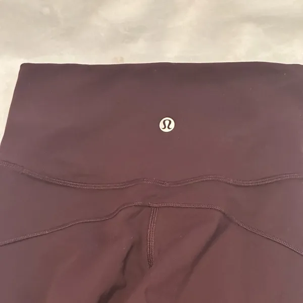 Lululemon leggings size 2 - Image 6