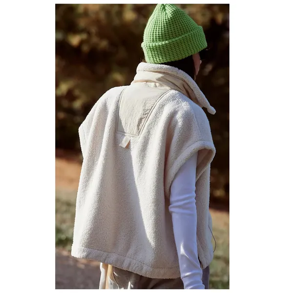 Free People Scout It Out Fleece Vest Size Large - Image 2