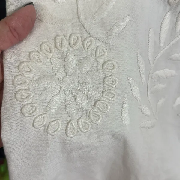 Embroidered White Women's Top - Image 4