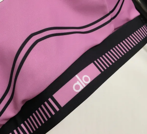 Pink Crop Top And Leggings Set - Image 6