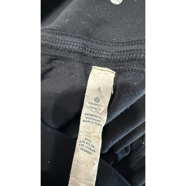 Lululemon Black Fold Over Waist Drawstring Athletic Shorts Size 4 - Image 8