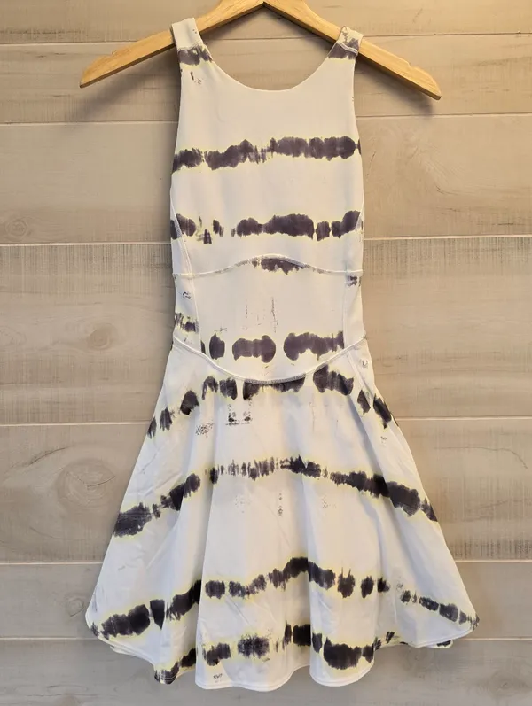 {2} Lululemon Court Crush Tennis Dress Traverse Yellow Multi White - Image 3