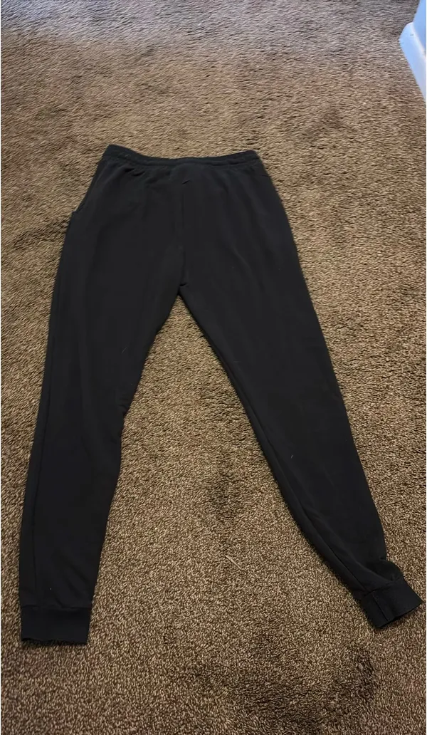 Sweats Gymshark Medium, wrong size  - Image 3