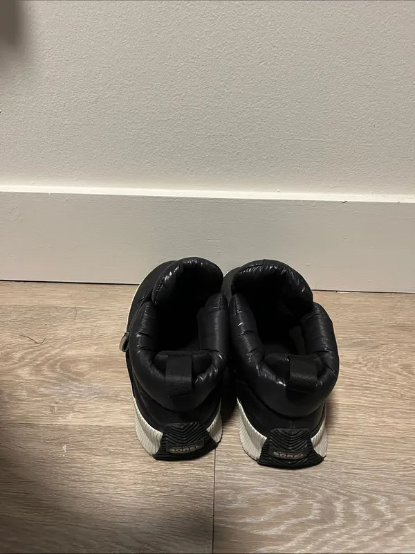 SOREL ONA RMX Waterproof Women's Puffy Strap Bootie Black Snow Boots, Size 9 - Image 4