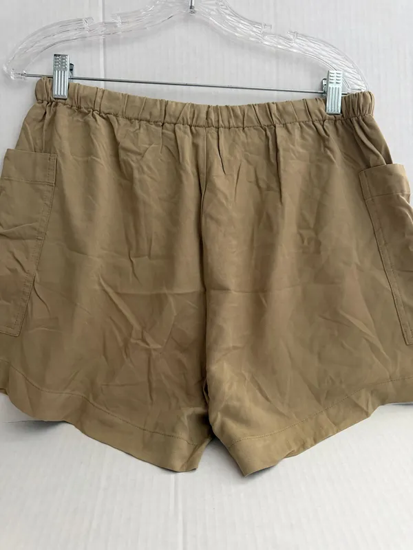 Old Navy Women’s Khaki Drawstring Athletic Shorts - Image 3