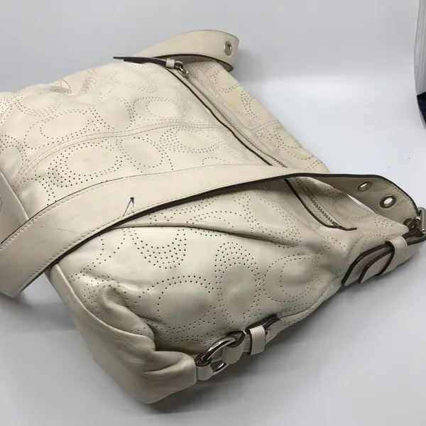 COACH White C Dotted Design Leather Crossbody Bag - Image 2