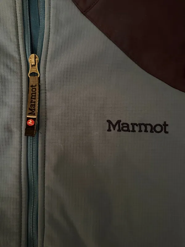 Vintage Y2K Marmot ski jacket - Image 3