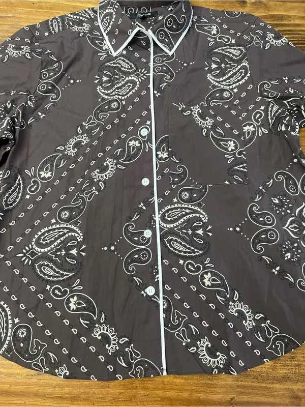 Madewell The Signature Y-Neck Shirt Chocolate Plum Bandana Print Size Medium NWT - Image 13