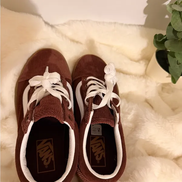 Vans Women’s Sneakers in Brown and White - Image 4
