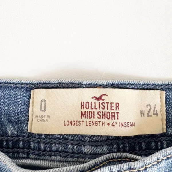 Hollister Womens Low Rise Medium Wash Y2K Coastal Midi Denim Jean Shorts‎ Size 0 - Image 2