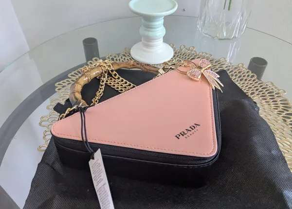Prada - Image 3