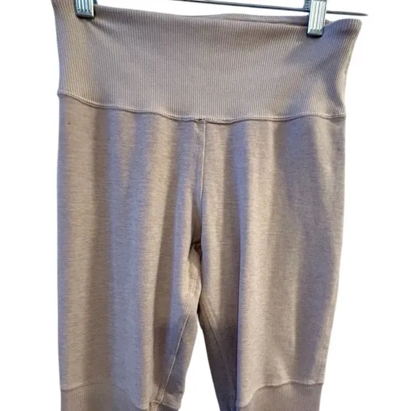 Alo Yoga‎ Women's High-Waist Ankle Leggings Beige/Pink Size S Activewear - Image 3