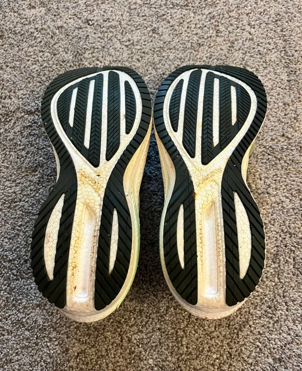 Saucony Triumph 21 Running Shoes - Image 5