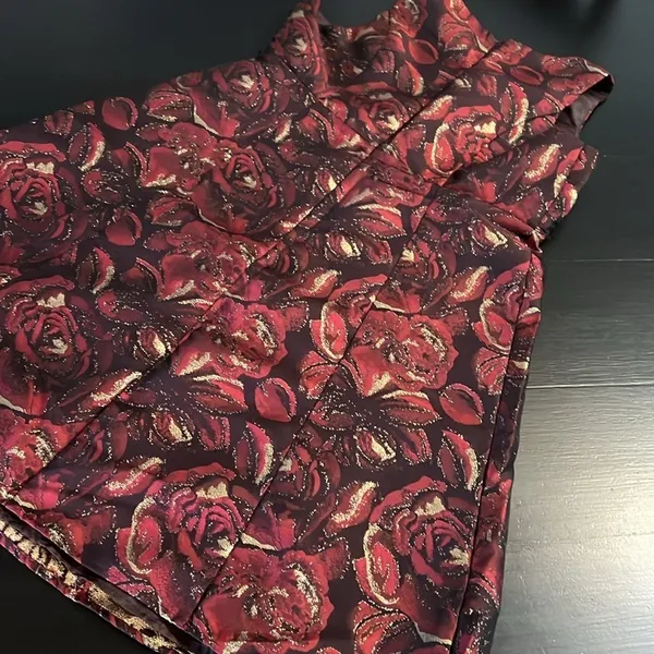 Motherhood Maternity Floral Sleeveless Dress Red‎ Gold Metallic Rose Medium - Image 6