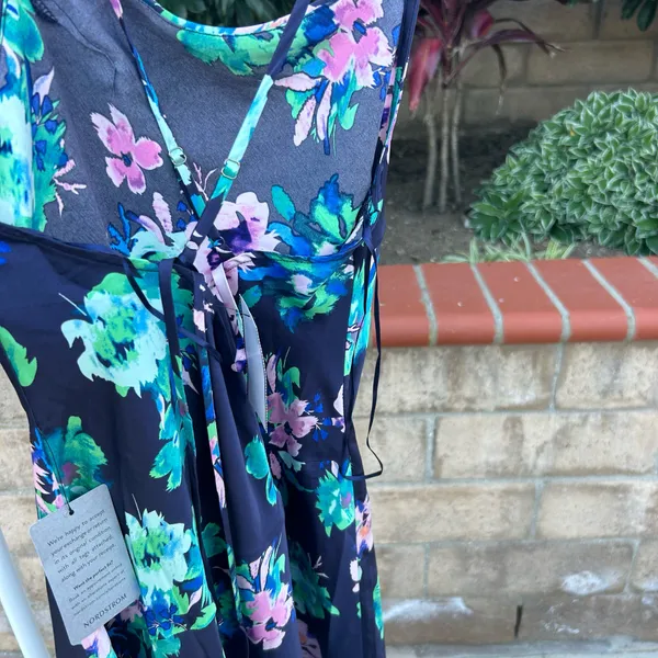NWT ASTR THE LABEL Dress Size S - Image 3