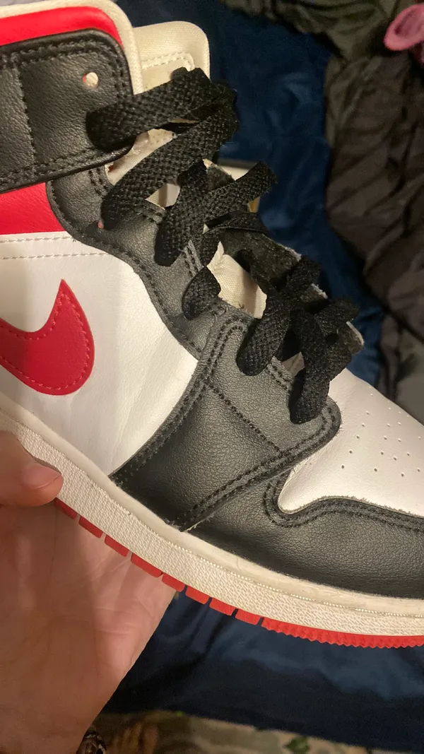 Nike Air Jordan 1 Mid - Image 7
