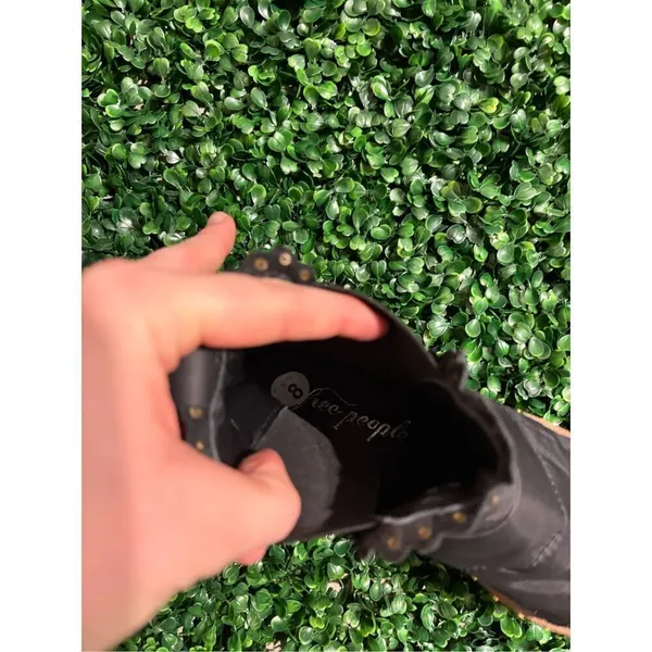 NWOT Free People Atlas Puffer Rivet Chelsea Boots in Black & Gold Sz. US 8 - Image 9