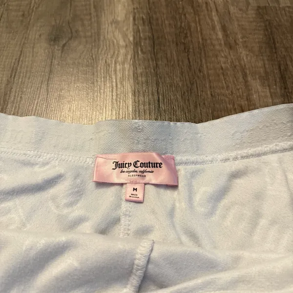 Juicy Couture White Velour Monogram Sleep Shorts Lounge Pajama Shorts - Image 3