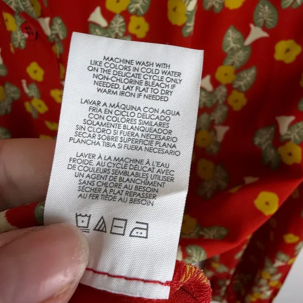 Cabi Red Floral Button Down Shirt‎ Small Lightweight Office Modest Career Layers - Image 6