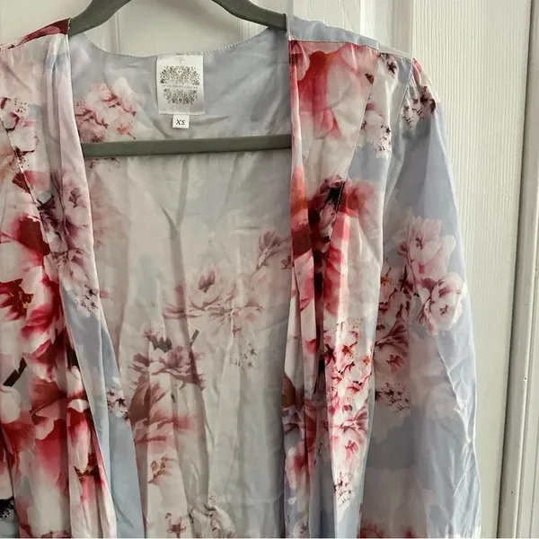 Plum Pretty Sugar Floral Rayon Bridal Robe Women’s XS - Image 5