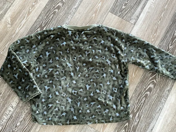 Aerie Sz S So Cozy Warm Fleece Pullover Sweatshirt Green & Blue Leopard Print - Image 6
