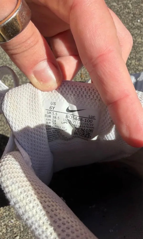 Nike Court Low Sneakers - Image 4