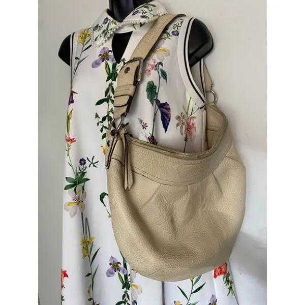 COACH Women's Large Tan Leather Shoulder Bag - Image 10