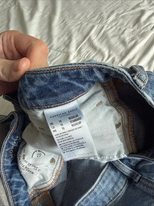 American Eagle Outfitters Women's Distressed Mom Jeans in Blue - Image 3