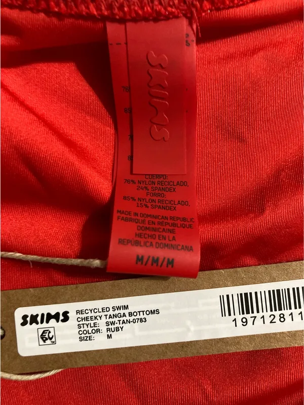 SKIMS Ruby Bandeau Top L - Image 9